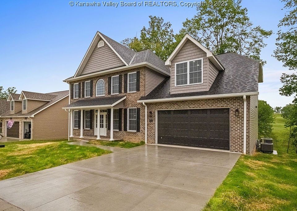 1st image of 4221 Fairway Dr