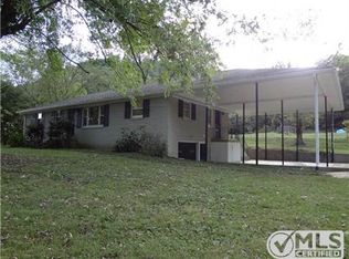 295 Little Creek Rd, Pleasant Shade, TN 37145