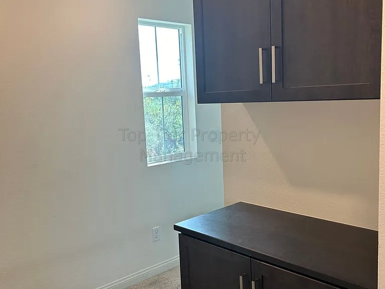 375 Fitzpatrick Rd #101 — Photo 9