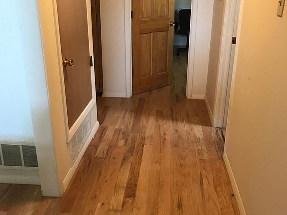 4th image of 1919 Girard Blvd NE APT A