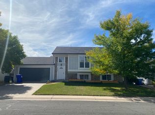 6045 S Netherland Cir, Centennial, CO 80015