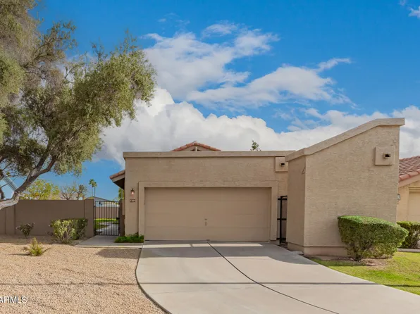 2309 W SHAWNEE Drive, Chandler, AZ 85224