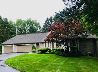 4733 Catamount Trl NE, Ada, MI 49301