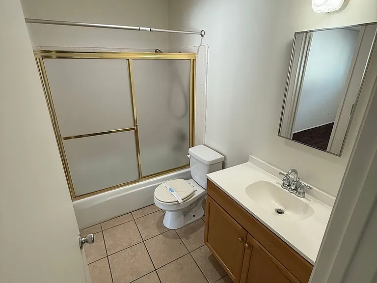 935 Springfield St #D — Photo 6