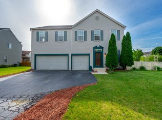 1814 Blue Ridge Dr, Shorewood, IL 60586