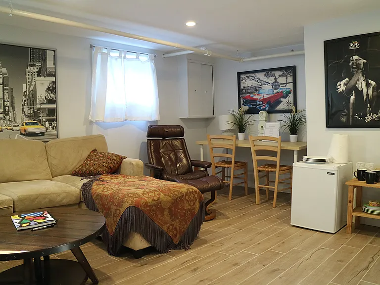 1253 Beaumont Ave — Photo 19