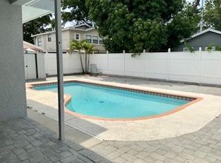 3014 W Abdella St, Tampa, FL 33607