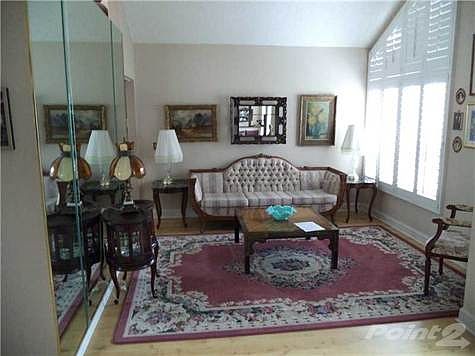 3rd image of 15011 Laurel Cove Cir