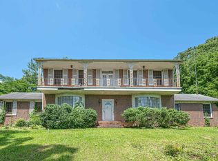 3 Meadow Ln, Bessemer, AL 35022