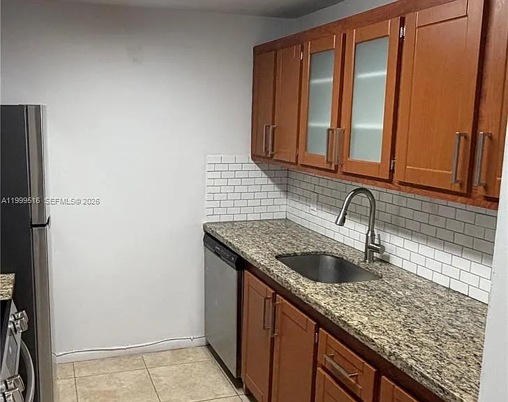 301 SW 135th Ave #C209 — Photo 5