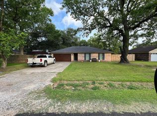 871 Vivian St, Bridge City, TX 77611