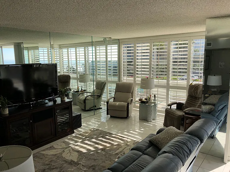 1730 Avenida Del Mundo #110 — Photo 3