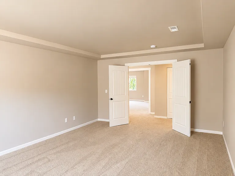 3918 Southlake Dr SE — Photo 9