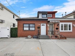 353 Beach 47th St, Far Rockaway, NY 11691