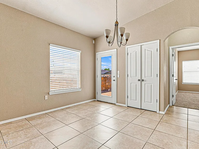 7008 Faxon Dr — Photo 16