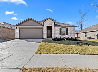 806 Rendyn Way, Cleburne, TX 76033