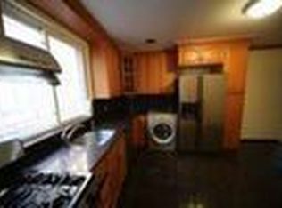 402 E 8th St, Brooklyn, NY 11218