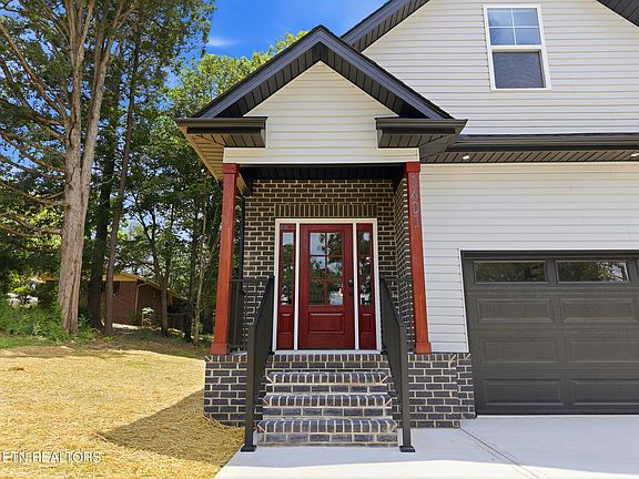 5th image of 1401 Rosalyn Dr