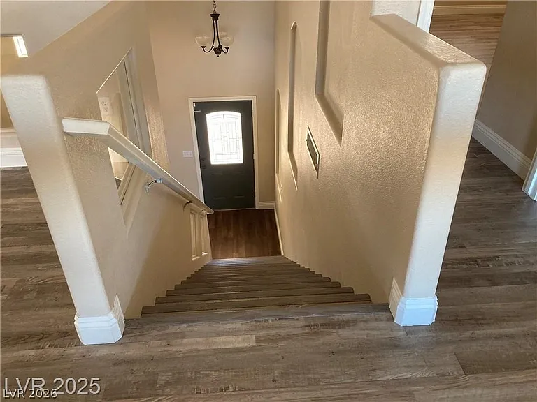 3120 Whispering Canyon Ct — Photo 26