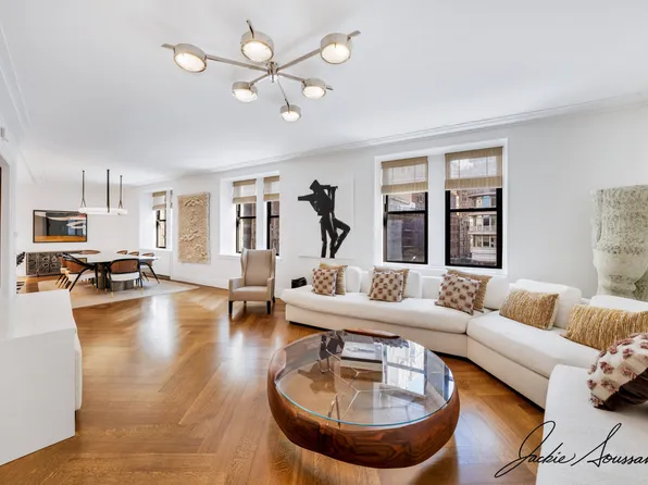 235 West 75th Street image 1 of 22