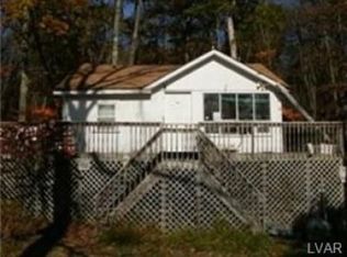 151 Sellersville Dr, East Stroudsburg, PA 18302