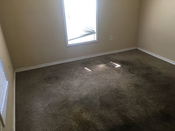 2nd image of 438 Cherry St