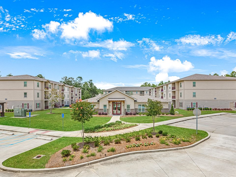 Reagan Crossing apartments for rent in Covington, LA