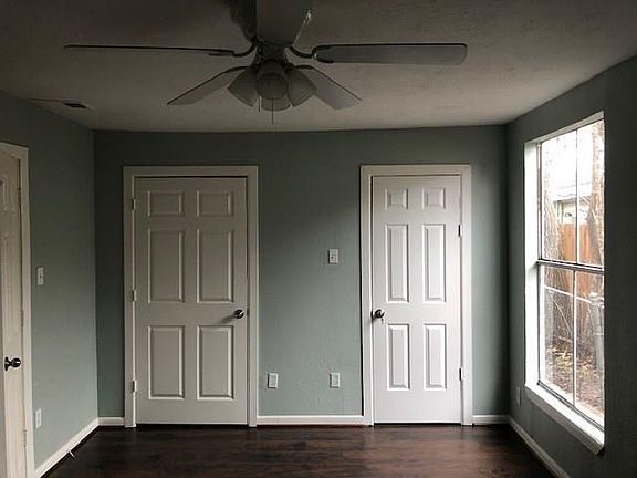 3rd image of 3013 Dogwood Dr