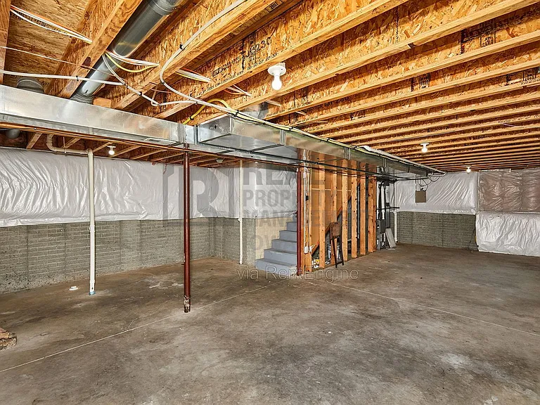 3504 163rd St — Photo 26