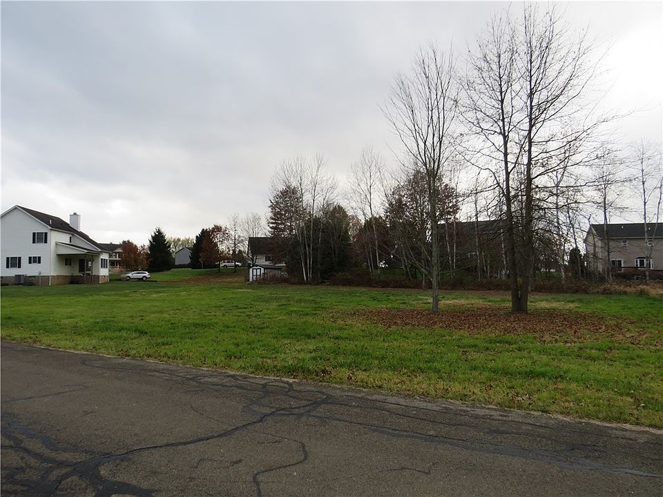 2nd image of 35 Teaberry Ln