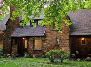 3016 Darlington Rd, Toledo, OH 43606