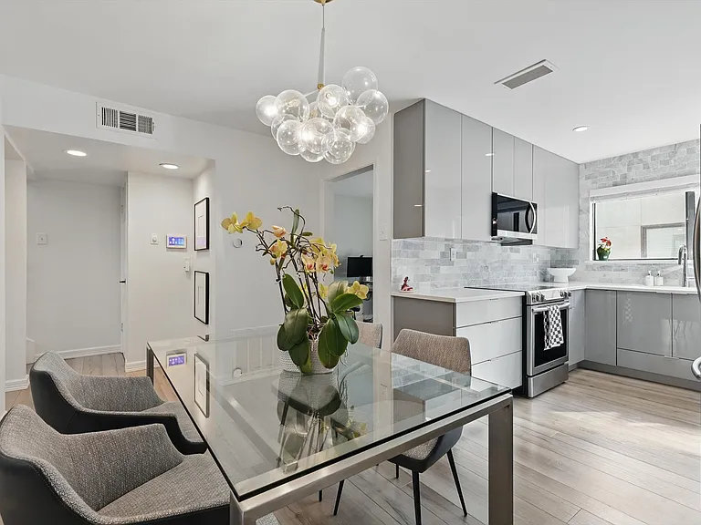 4310 Bowser Ave #109 — Photo 6