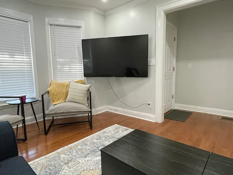 39 Bremen St — Photo 3