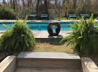 56 Lake Dr, Shelter Island, NY 11964