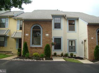 10B Lumber Jack Cir, Horsham, PA 19044