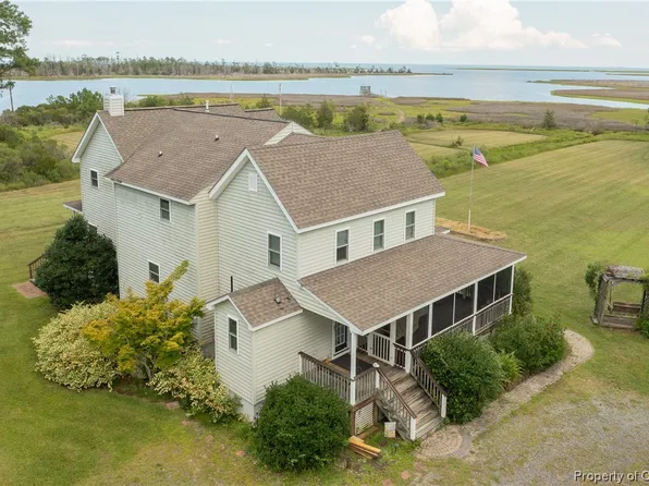 425 Kings Landing Rd, Onemo, VA 23130