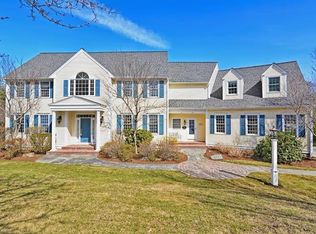 18 Loeffler Ln, Medfield, MA 02052