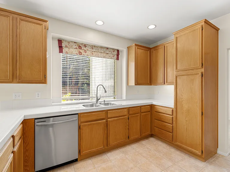 2636 Fallcreek Ct — Photo 3