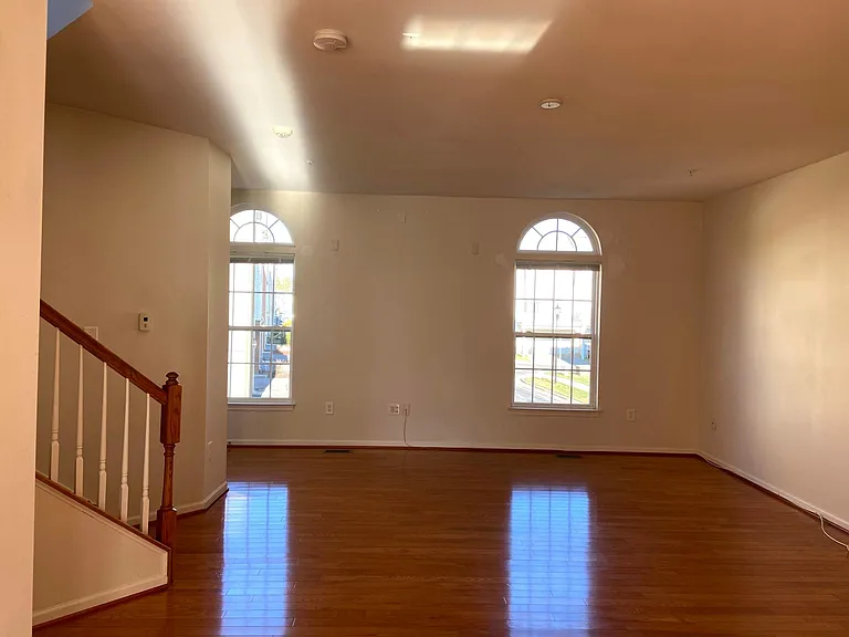 1768 Winsford Ct — Photo 30