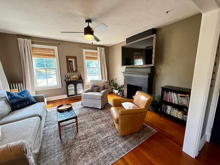 123 Court St #2 — Photo 22
