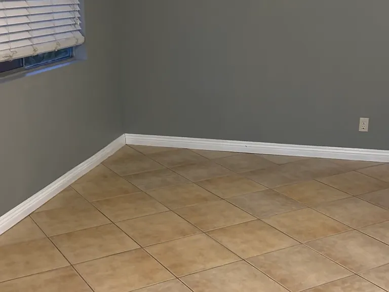 5183 Conrad Ave — Photo 5