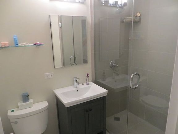 5th image of 3100 N Lake Shore Dr APT 1911