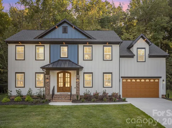 10405 Briarhurst Pl, Mint Hill, NC 28227