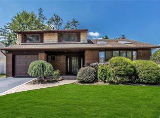 84 Wilson Pl, Plainview, NY 11803