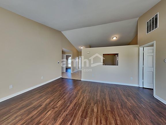 4th image of 937 Heatherwood Dr