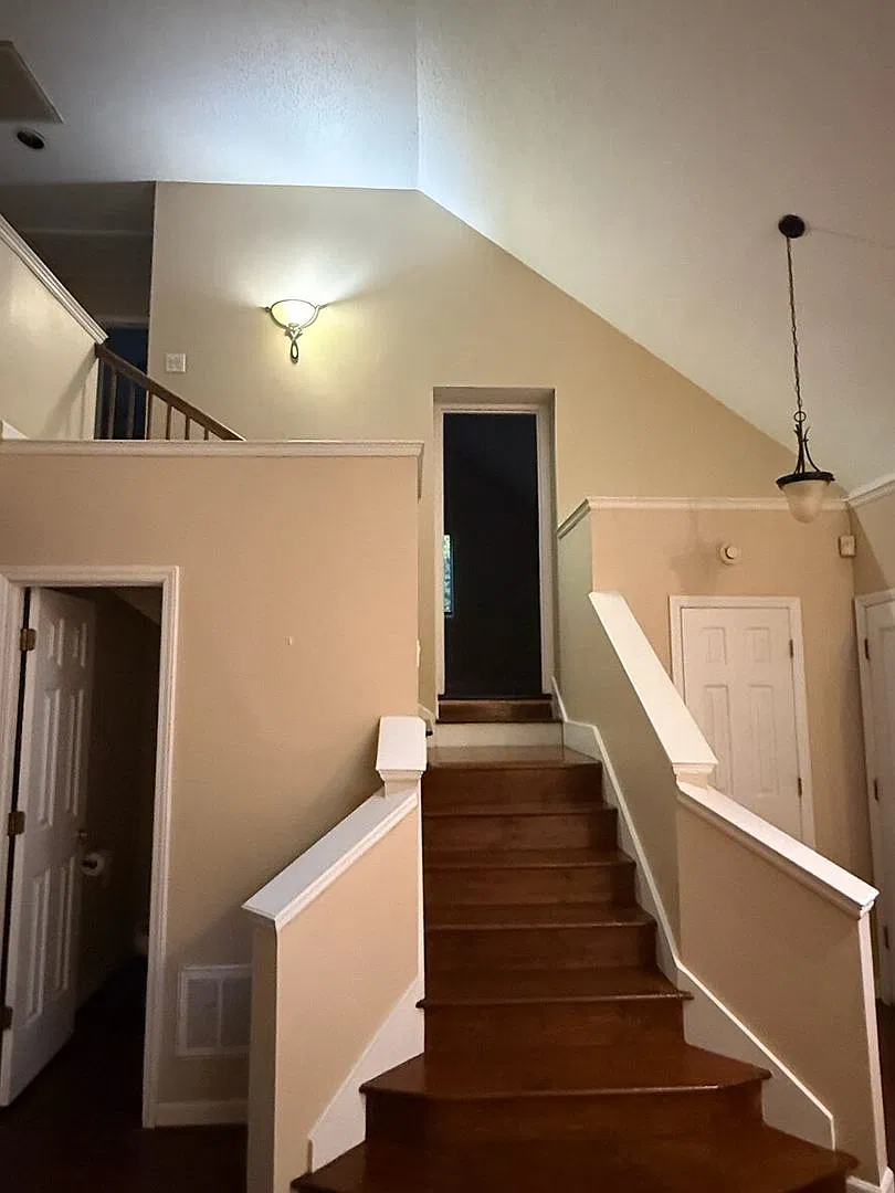 Village at Riverwalk 3bed/2.5 Bath — Photo 4