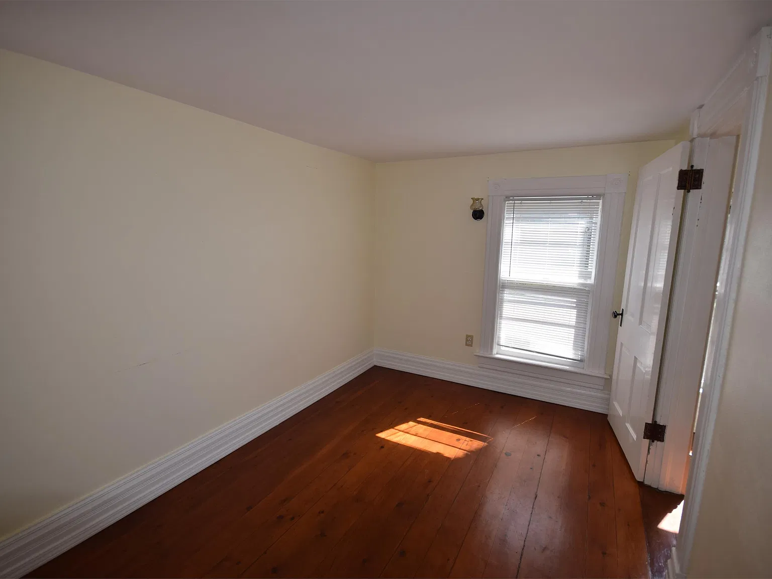 1424 North Main Street - 2 — Photo 3