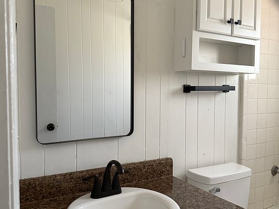 2nd image of 1206 Us Highway 82 W APT 3B