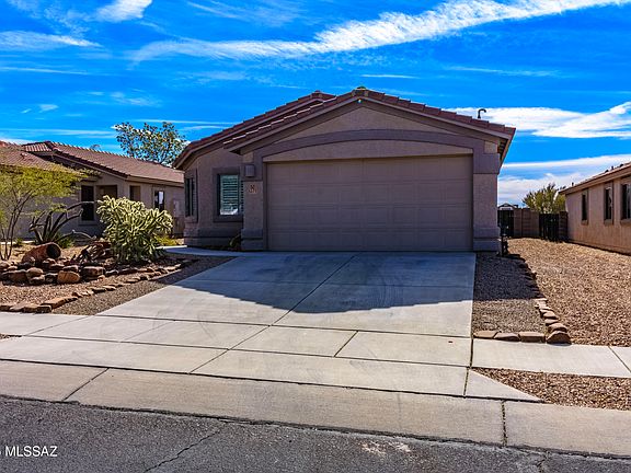 3rd image of 5577 W Painted Cliff Dr