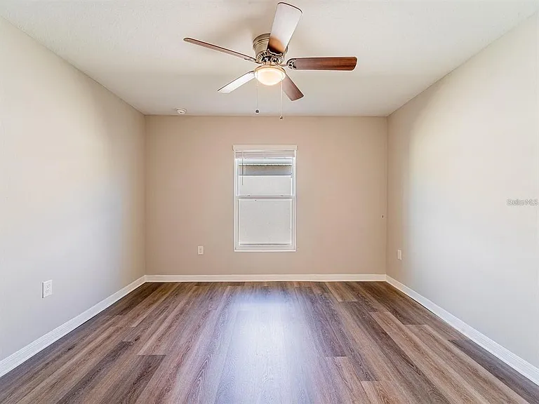 13748 Wineberry Dr — Photo 31